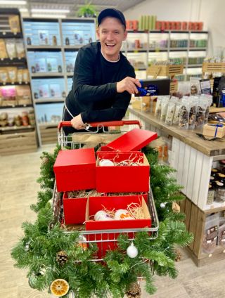 Ty vybíráš dárky, my řešíme dopravu 😄🎁 Dnes je poslední den dopravy zdarma při nákupu nad 600 Kč v Organic Marketu 🚚✨...